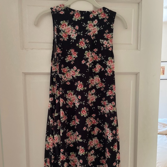 Nine Britton Black Floral Mini Dress - Picture 2 of 3